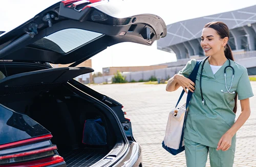 Nurse packing car