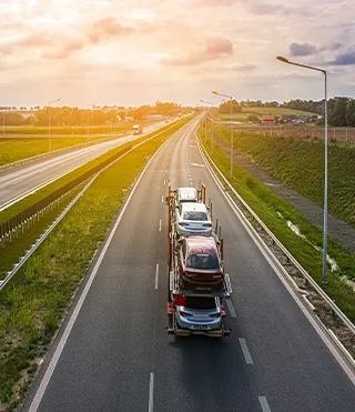 Vehicle loaded for professional transport